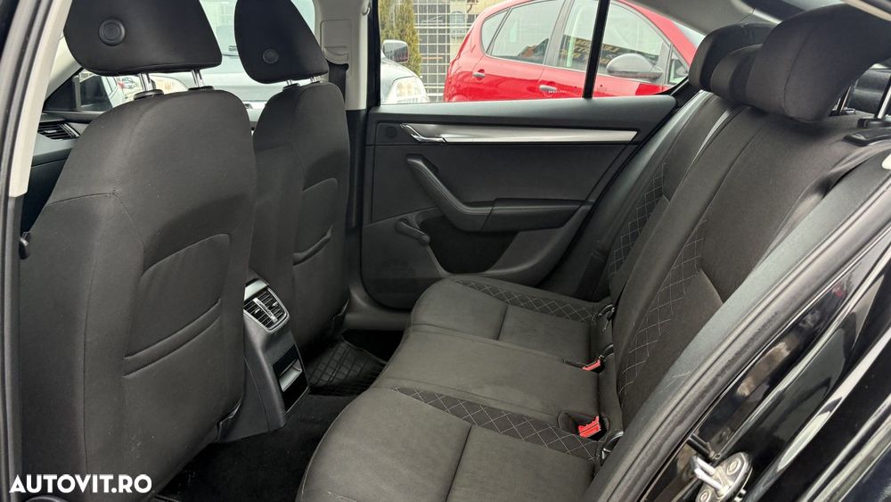 Skoda Octavia - 9