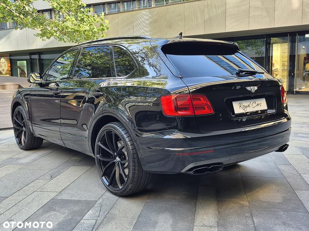 Bentley Bentayga - 3