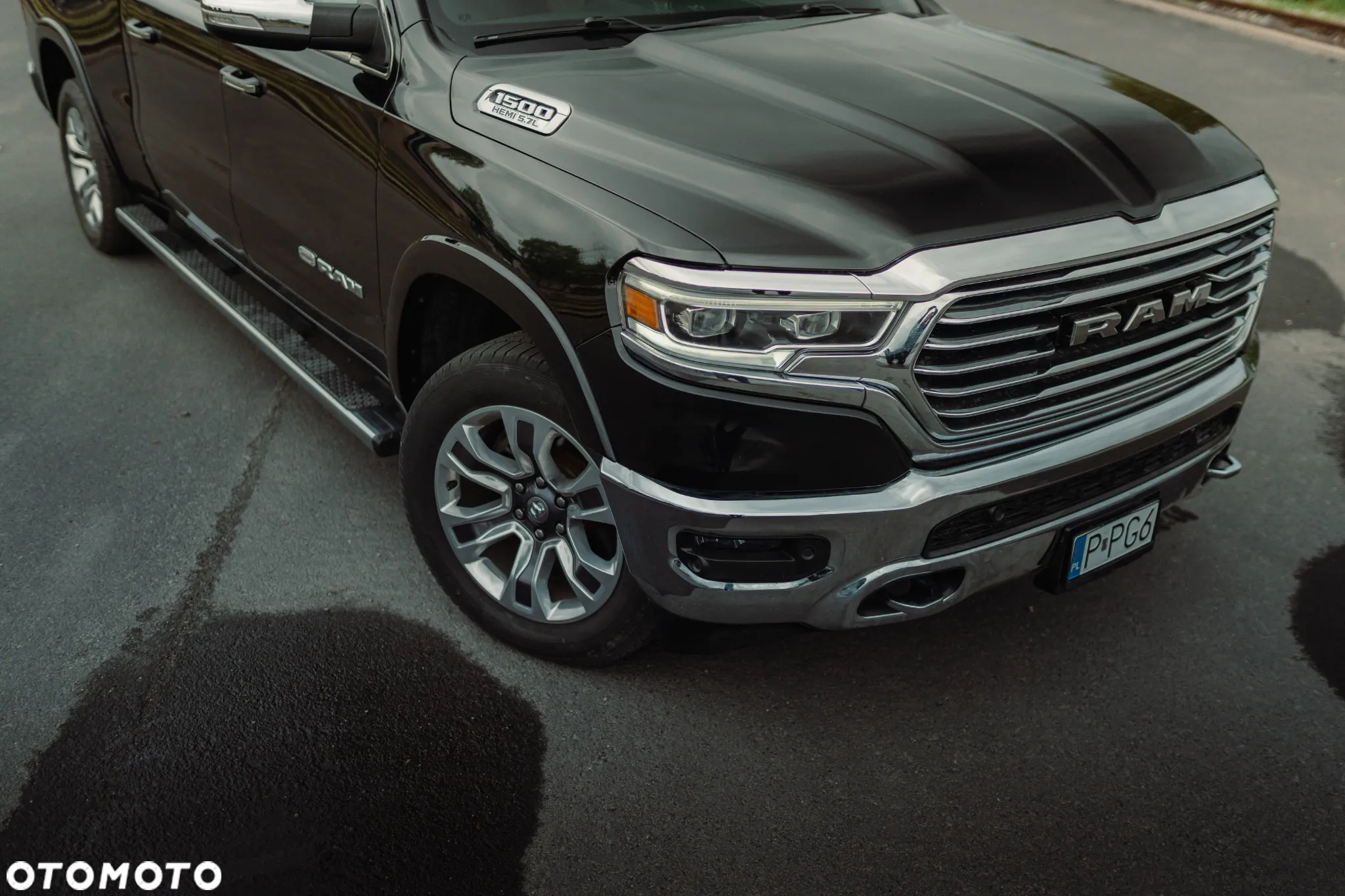 RAM 1500 5.7 Crew Cab Longbed Longhorn Chrome - 5