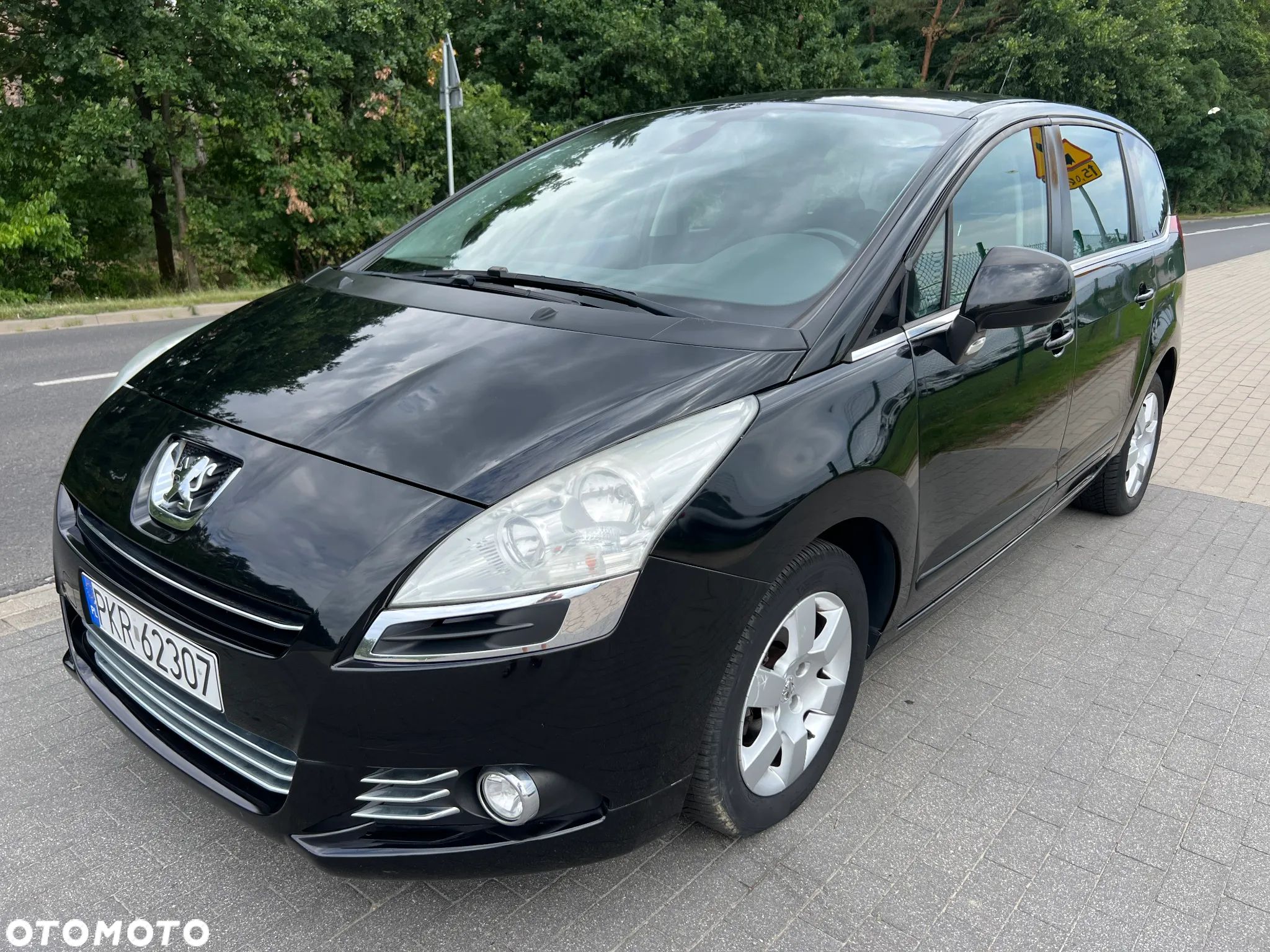 Peugeot 5008 - 1