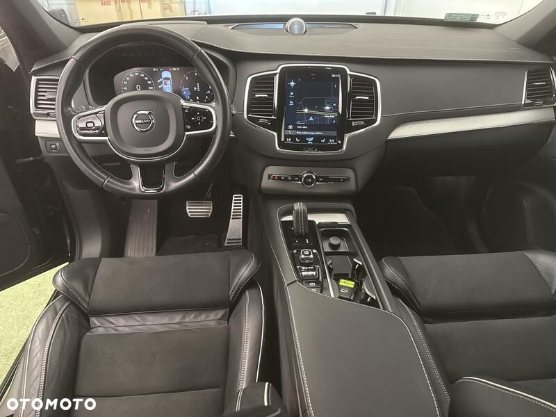 Volvo XC 90 B5 D AWD R-Design 7os - 23