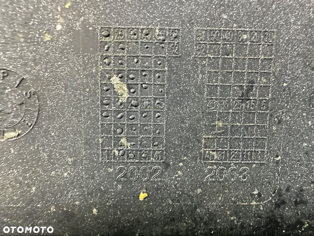 VW PASSAT B5 LIFT 00-05 ZDERZAK PRZEDNI PRZÓD KOLOR: SREBRNY  nr aukcji nz45 - 23