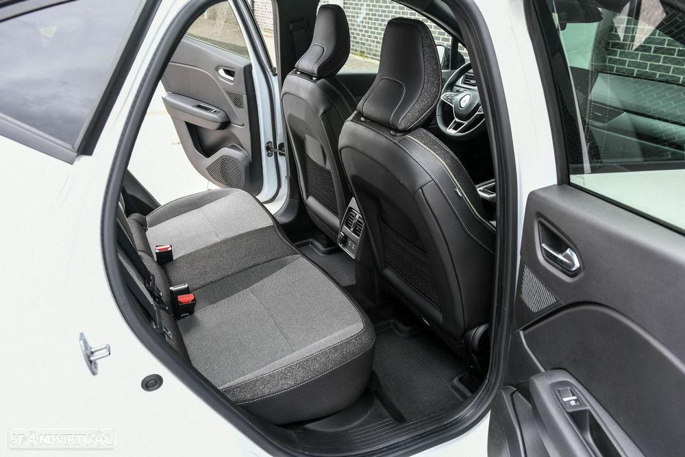 Renault Captur 1.0 TCe Techno - 11