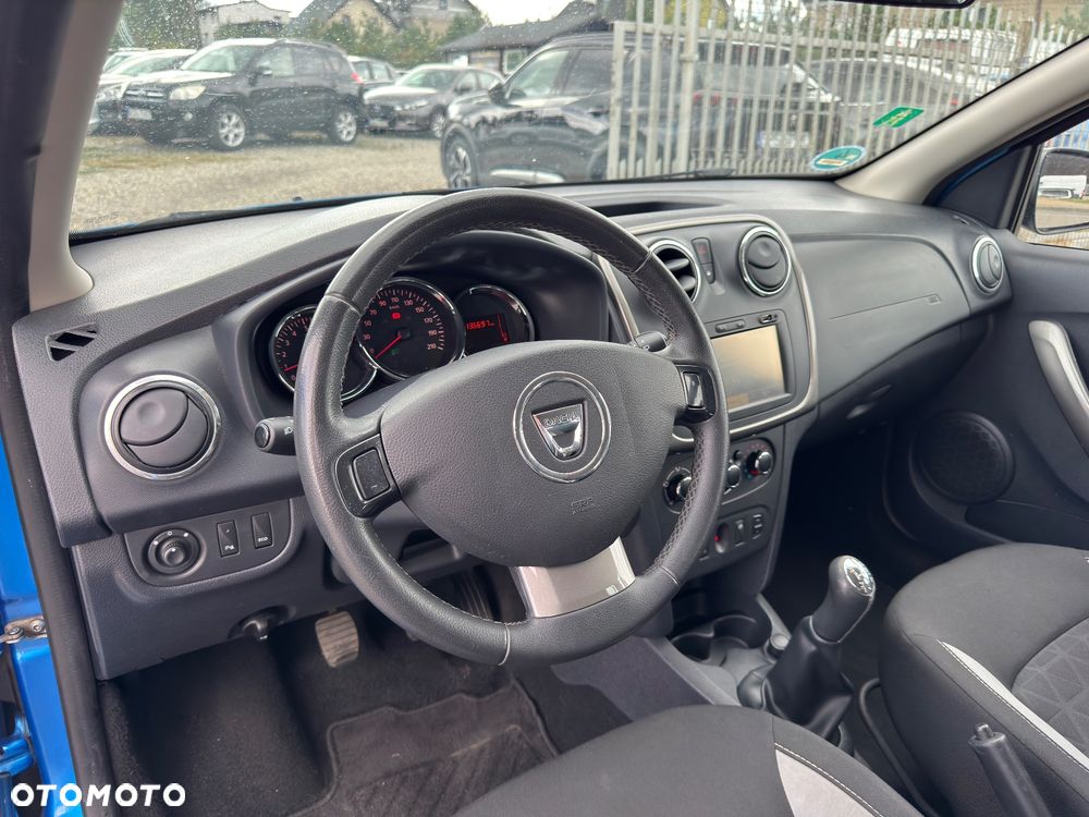Dacia Sandero 0.9 TCe SL Celebration S&S - 17