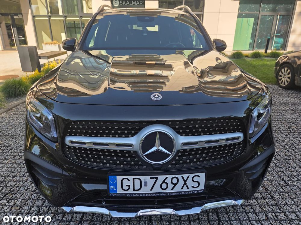 Mercedes-Benz GLB 250 4-Matic AMG Line 8G-DCT - 12