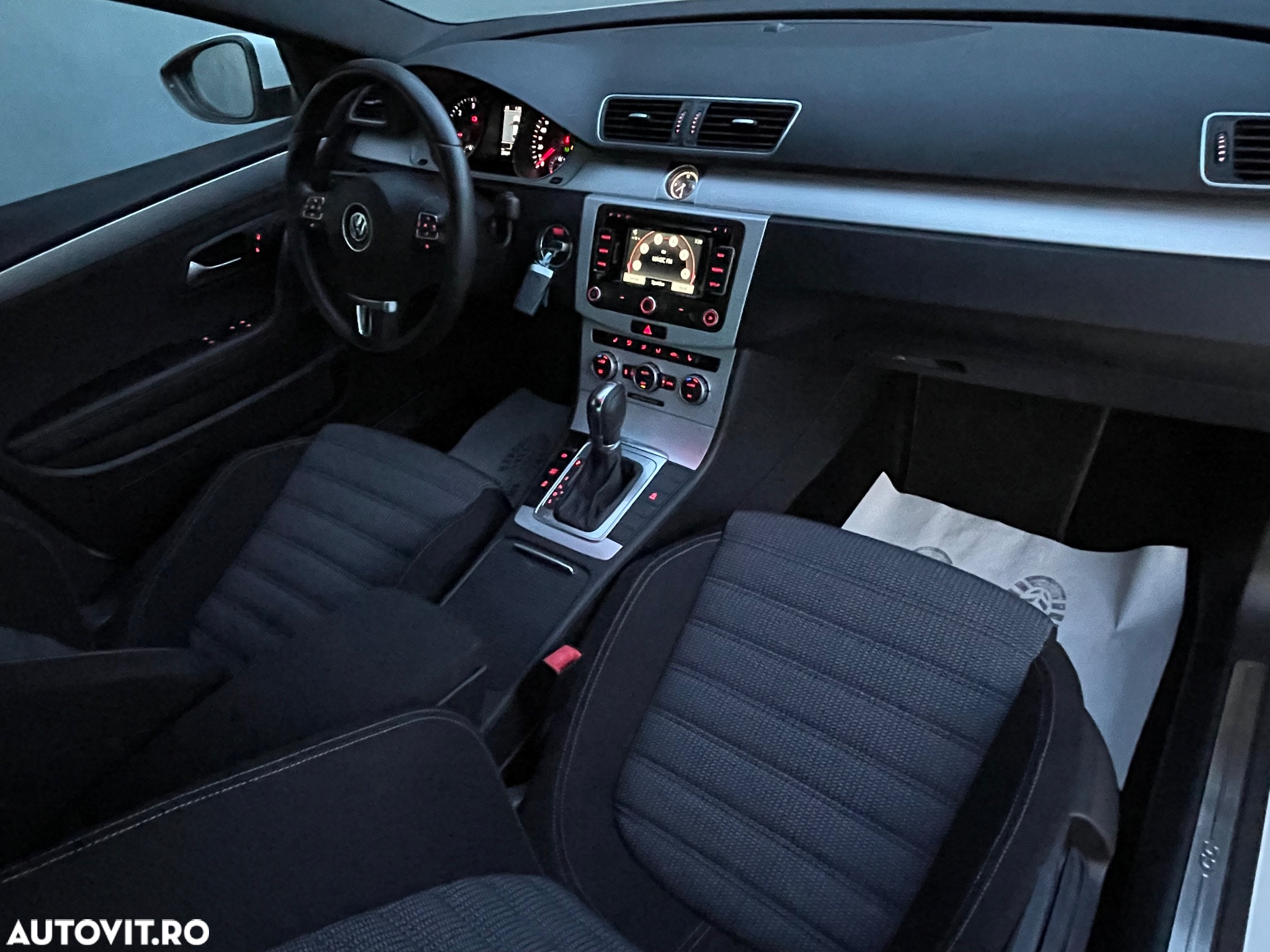 Volkswagen Passat CC 2.0 TDI BlueMotion Technology DSG - 7