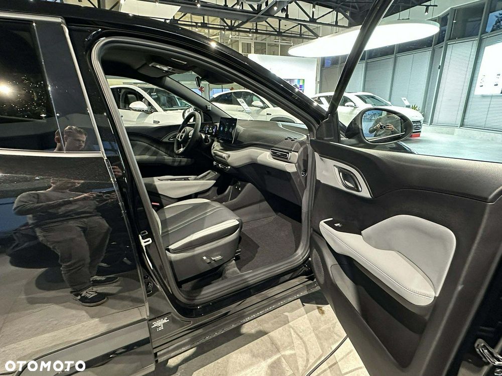 BYD Dolphin Surf - 9