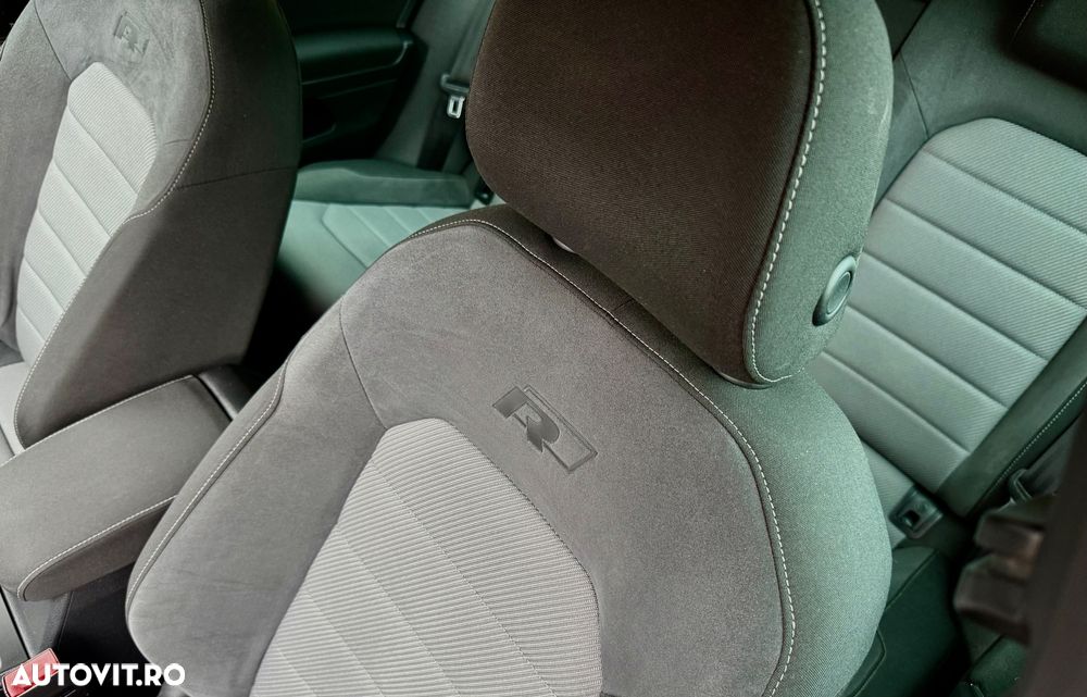 Volkswagen Golf - 18