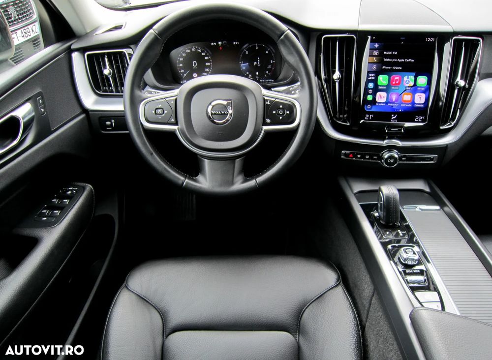 Volvo XC 60 B4 D Geartronic Momentum Pro - 15