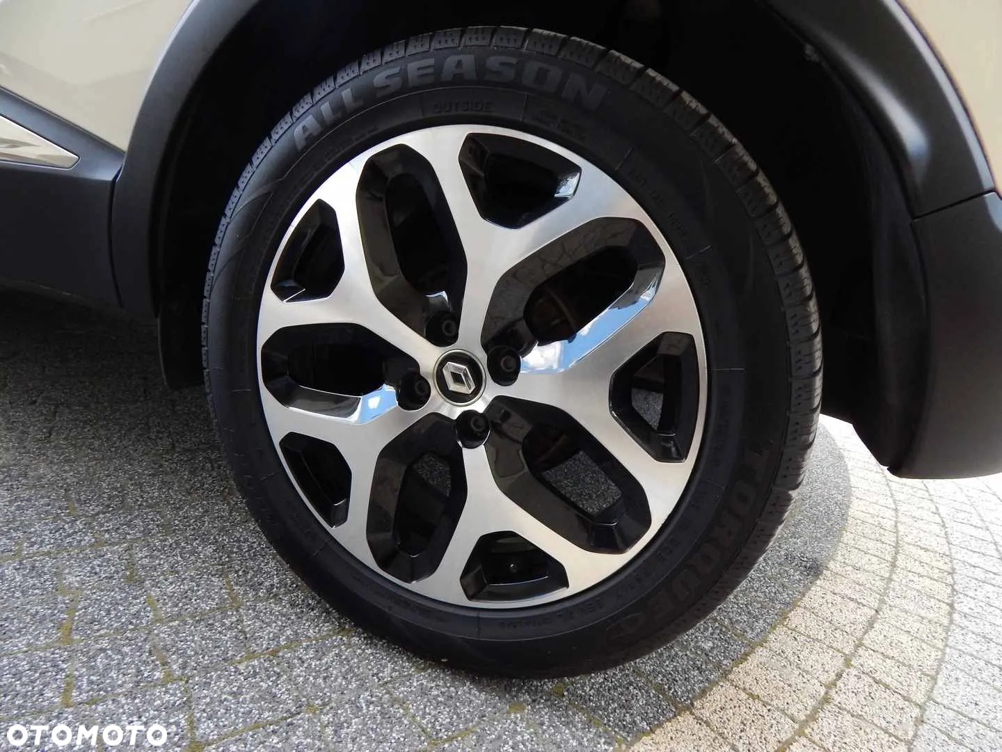 Renault Captur 1.2 Energy TCe Intens - 23
