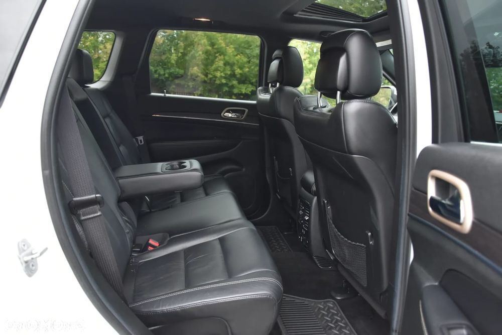 Jeep Grand Cherokee - 8