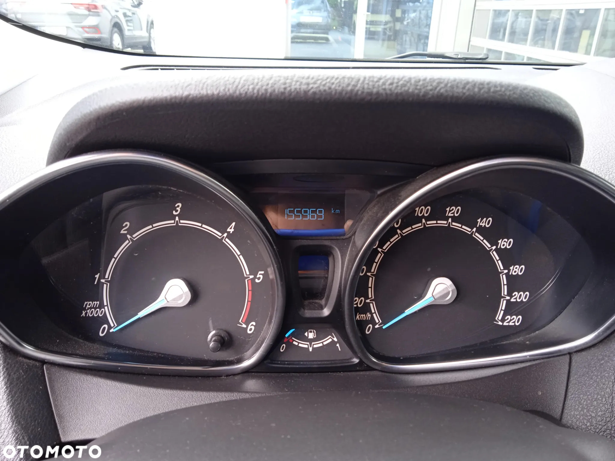 Ford Tourneo Courier 1.5 TDCi Titanium - 14