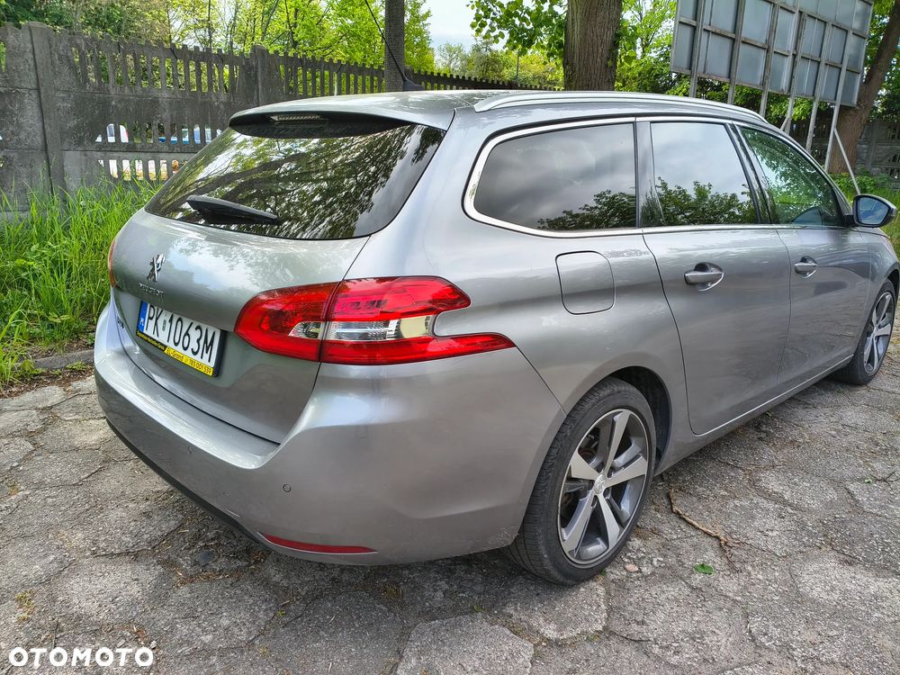 Peugeot 308 1.2 PureTech GPF Allure Pack S&S EAT8 - 16