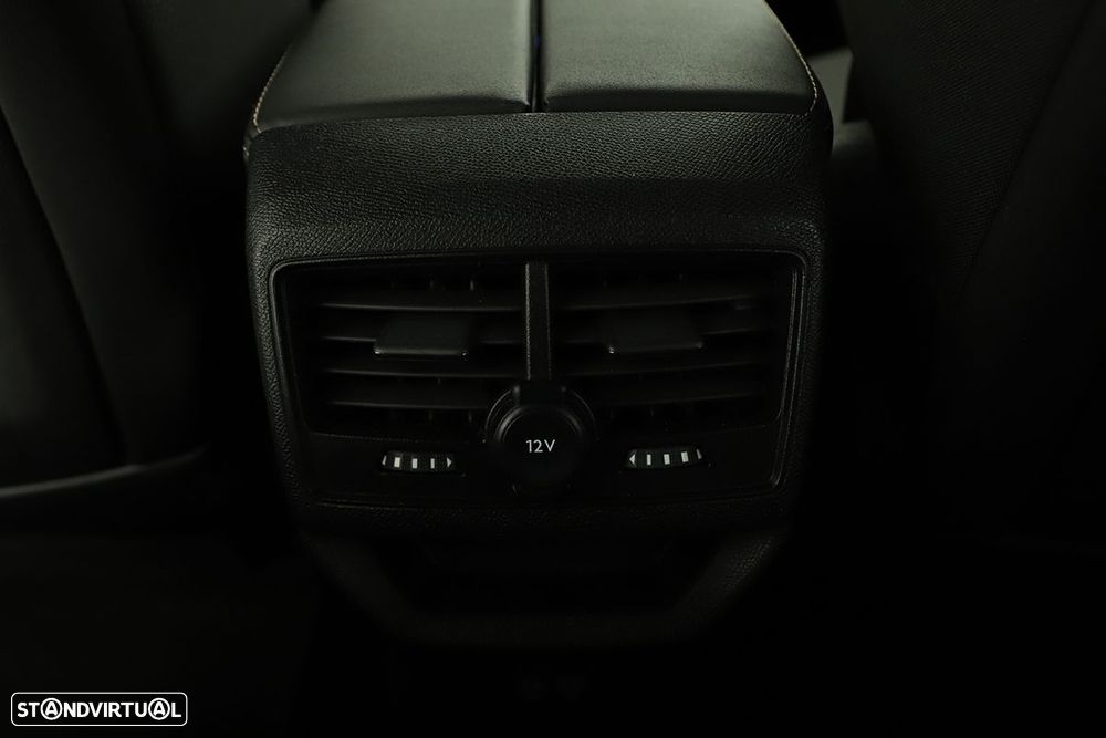 Peugeot 3008 1.2 PureTech GT EAT8 - 24