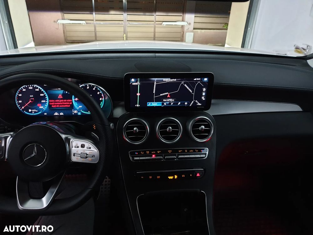 Mercedes-Benz GLC 300 de 4MATIC - 11