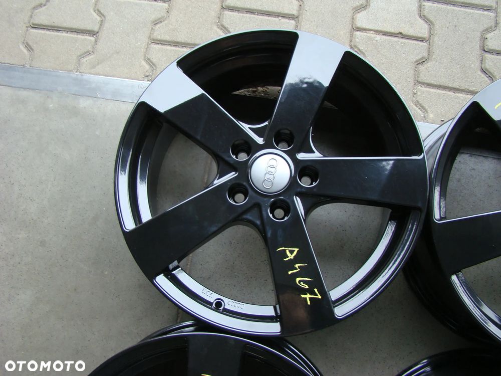 a467 5x112 Audi A3 8P 8V 8Y A4 B8 Q2 7jx17 - 2