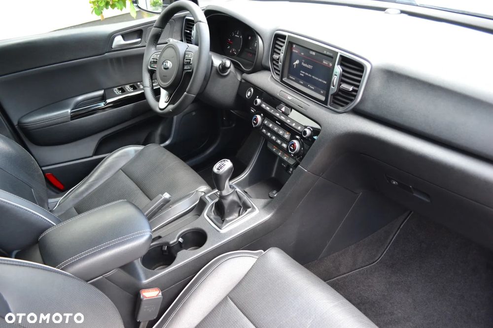Kia Sportage 2.0 CRDI 4WD Attract - 26