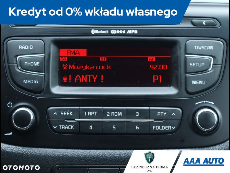 Kia Ceed - 13