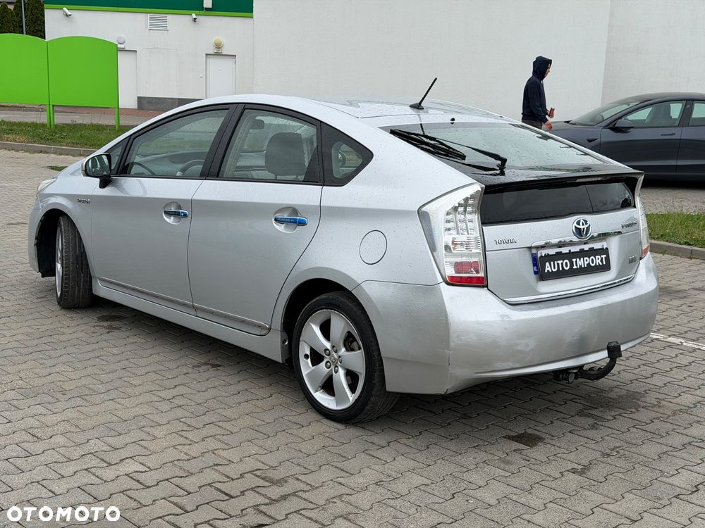 Toyota Prius 1.8 HSD Prestige - 5