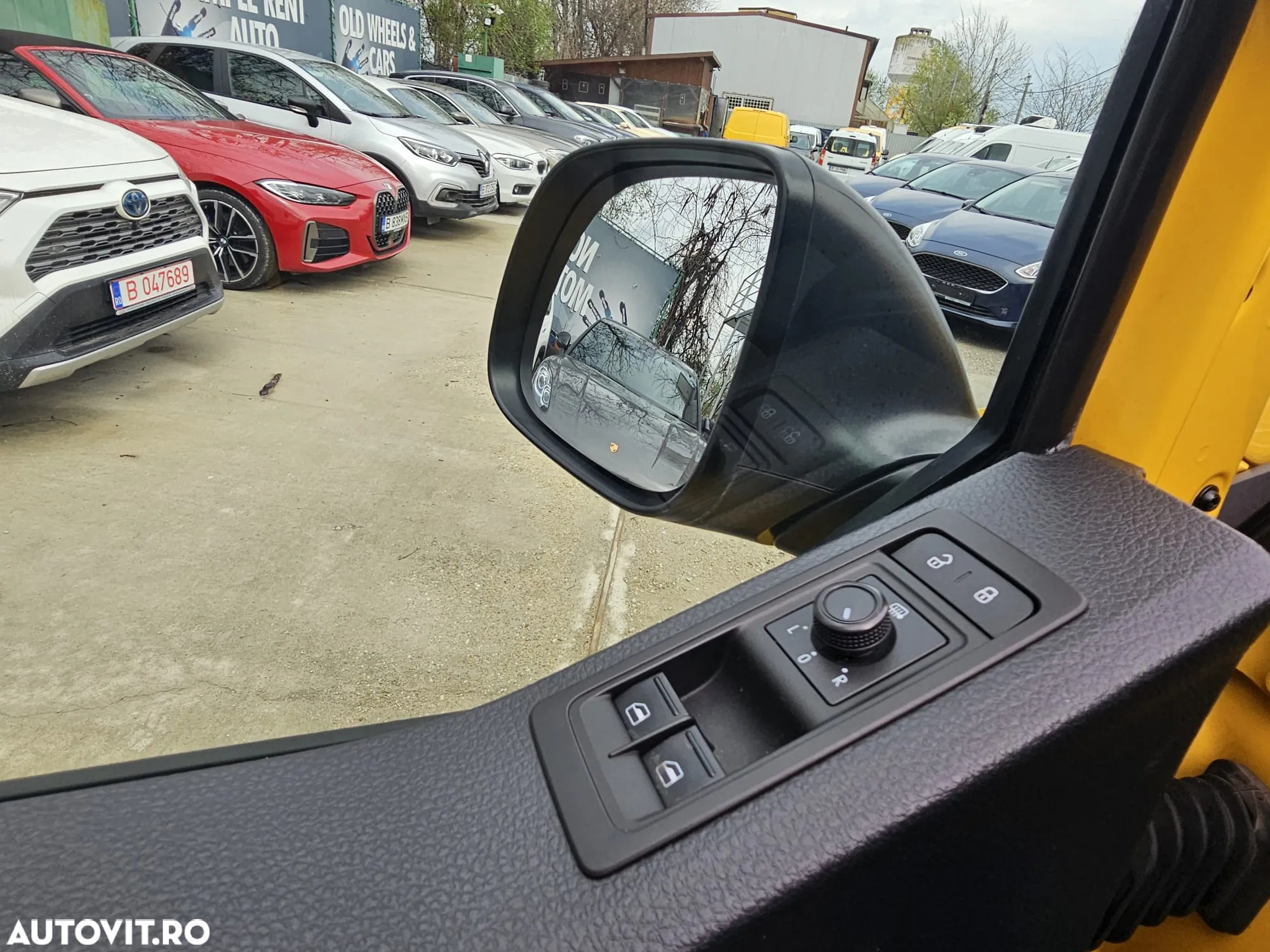 Volkswagen Transporter Kombi T6 2.0 TDI 75 kW KR - 11