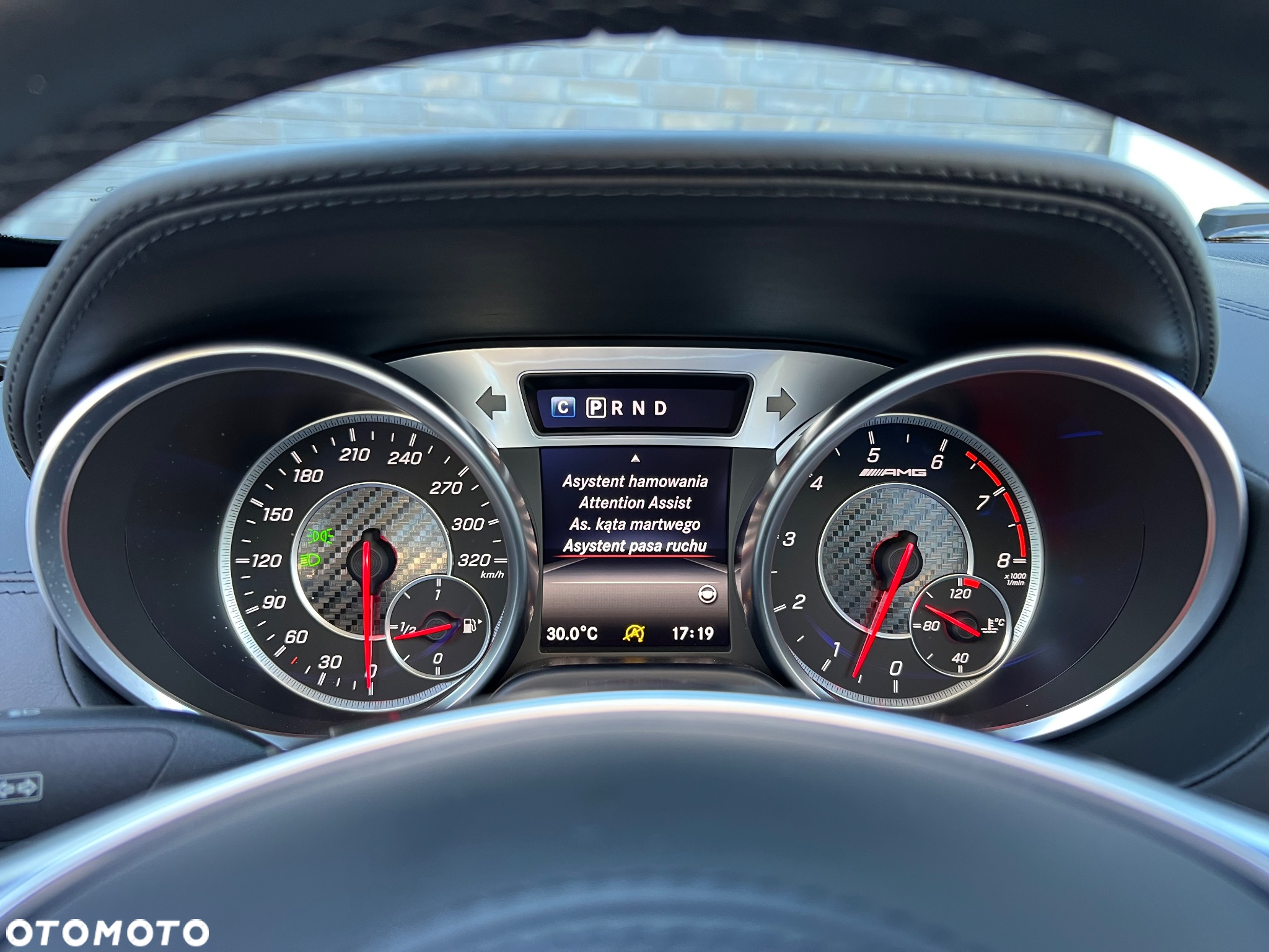 Mercedes-Benz SL 63 AMG - 24
