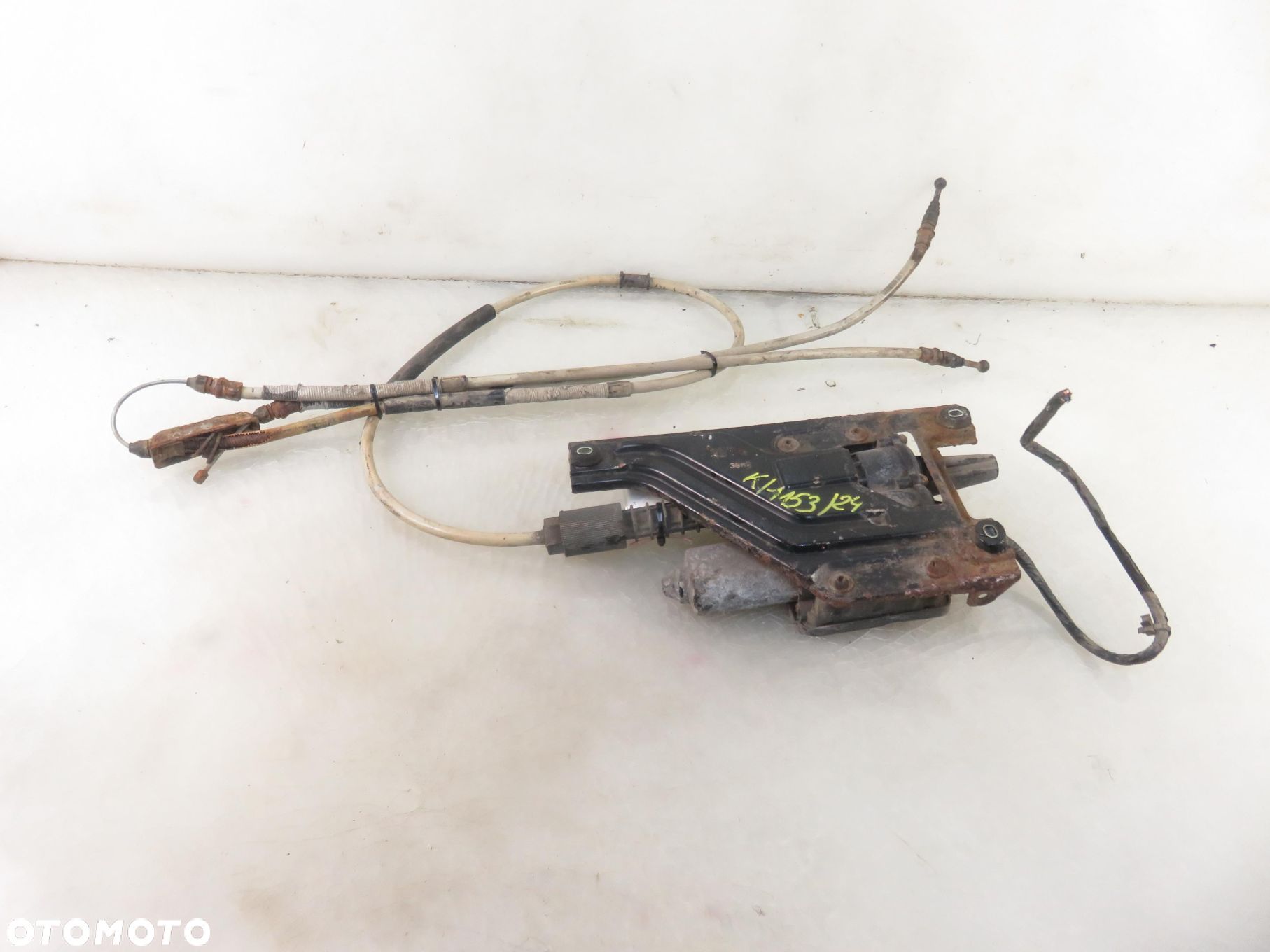 HAMULEC ELEKTRYCZNY OPEL INSIGNIA A A2C53298178 A2C53311601 13310023 - 1