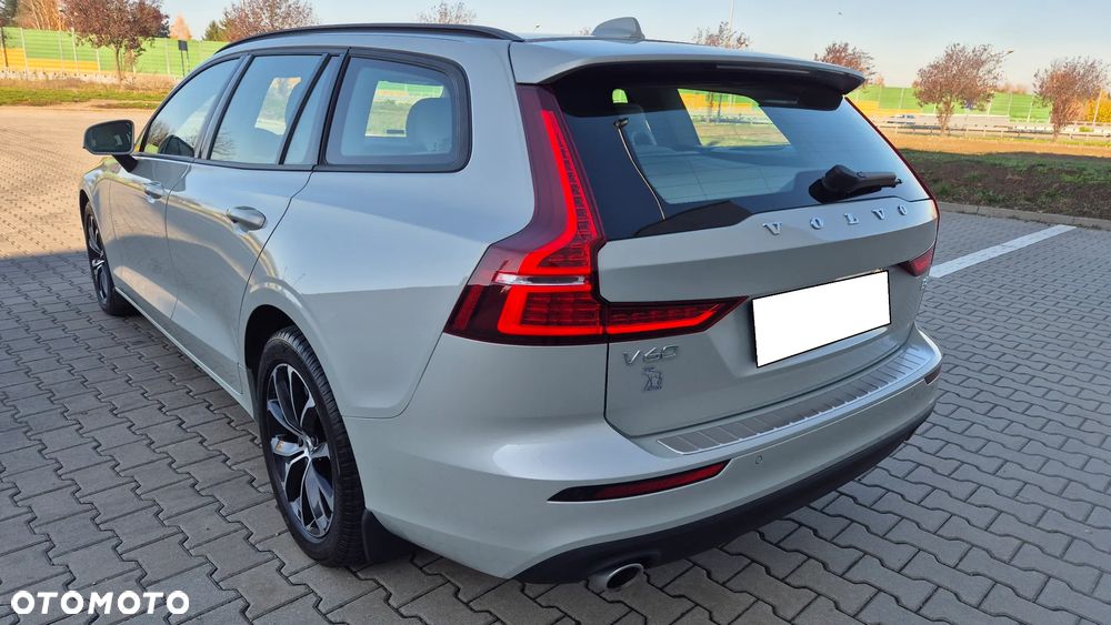 Volvo V60 B4 D Geartronic Momentum Pro - 2
