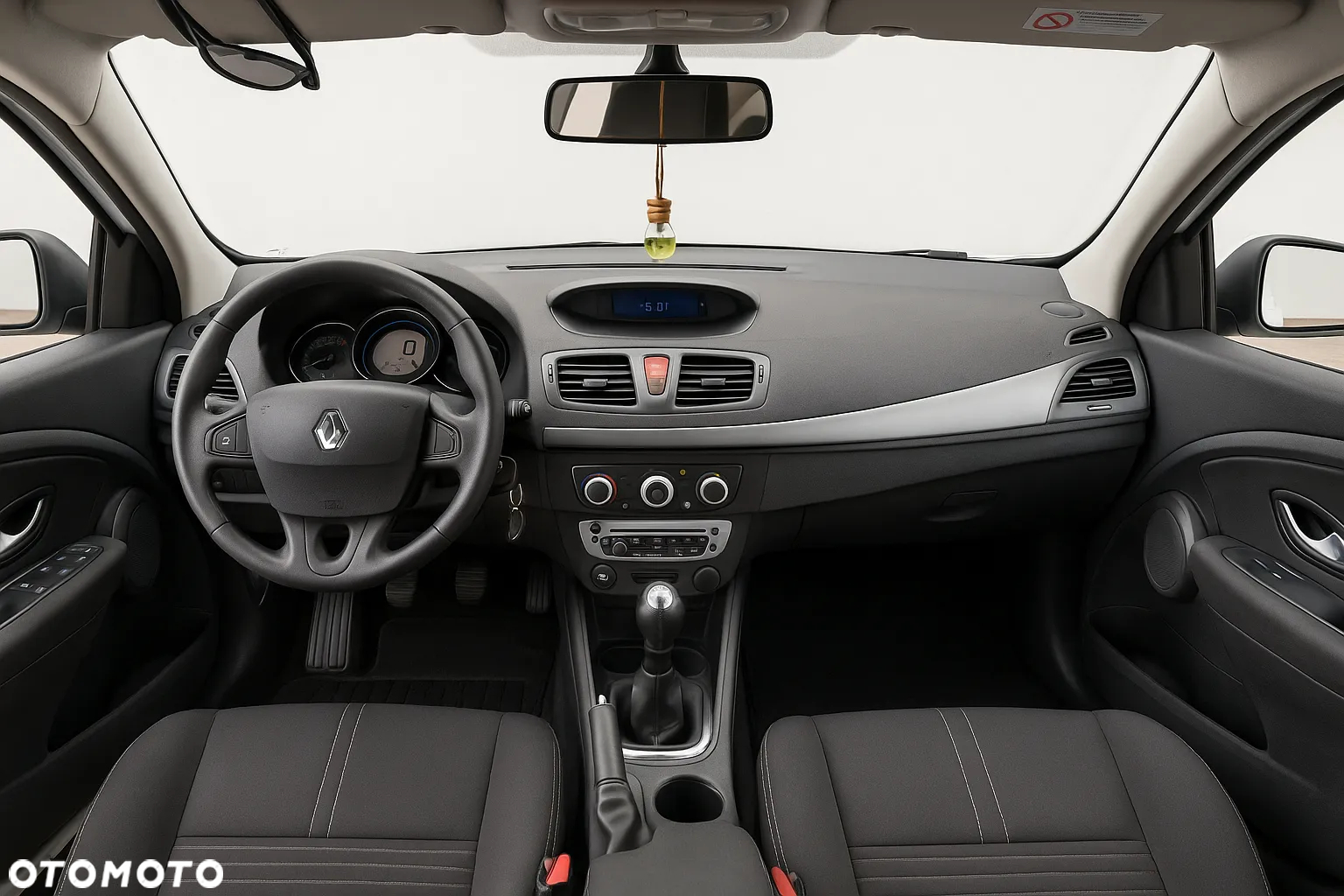Renault Fluence 1.5 dCi Life - 5