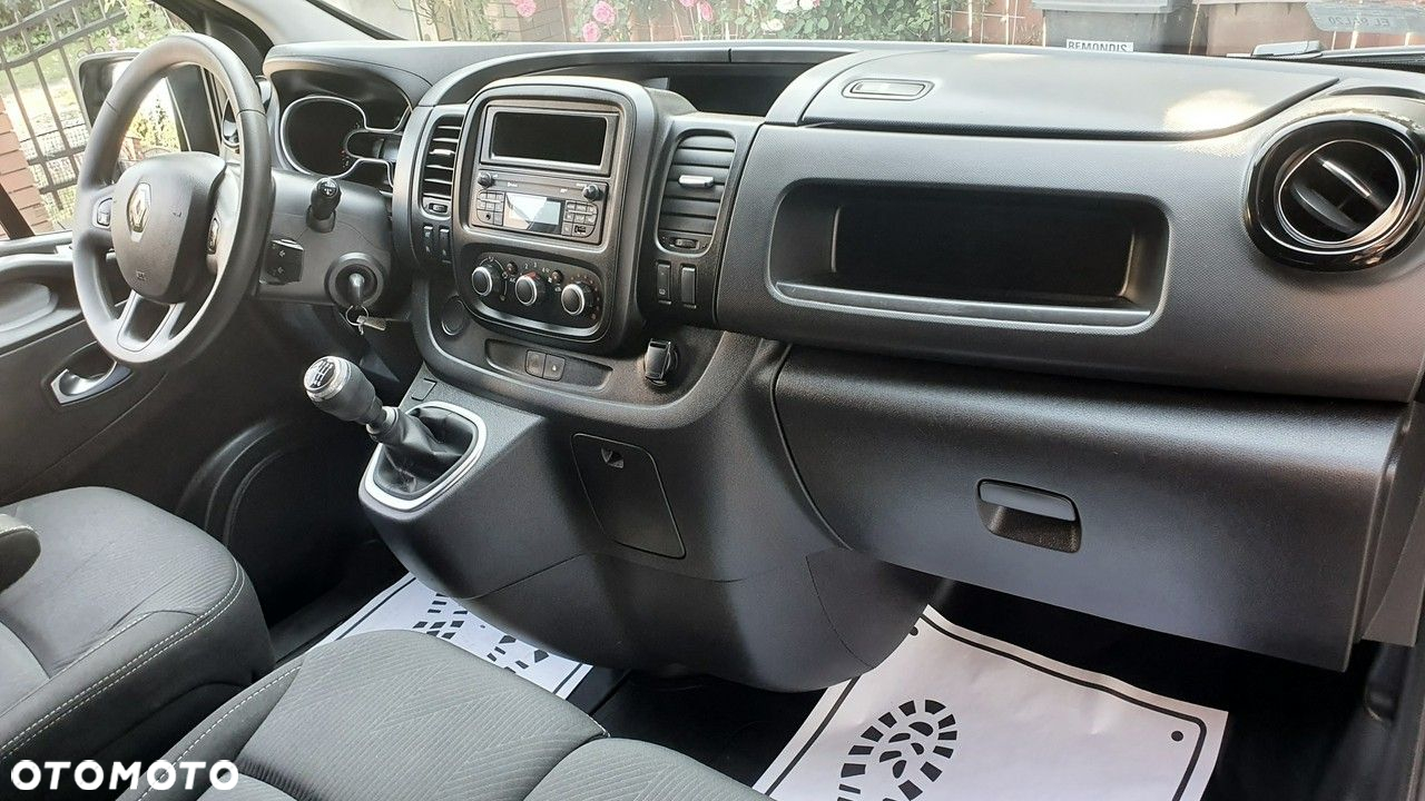 Renault Trafic - 22
