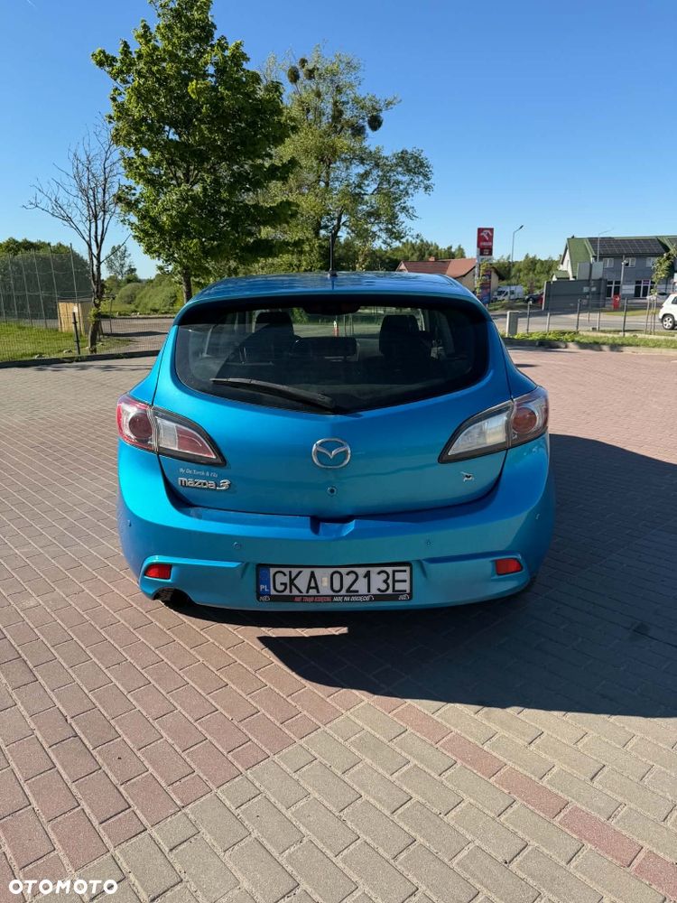 Mazda 3 - 5