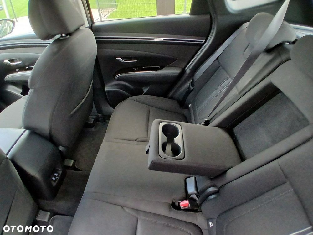 Hyundai Tucson 1.6 T-GDi HEV Smart 2WD - 16