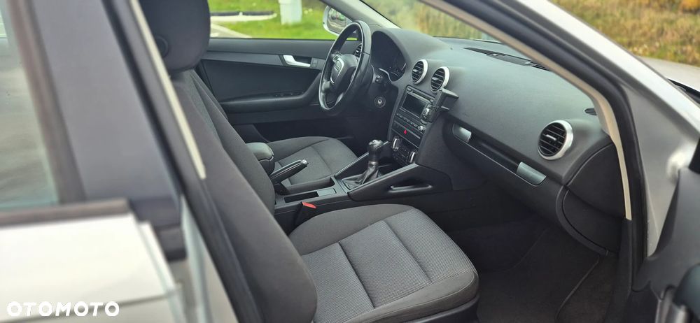 Audi A3 Sportback - 10