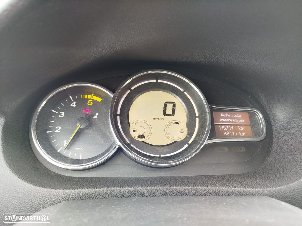 Renault Mégane Coupe 1.5 dCi Dynamique - 10