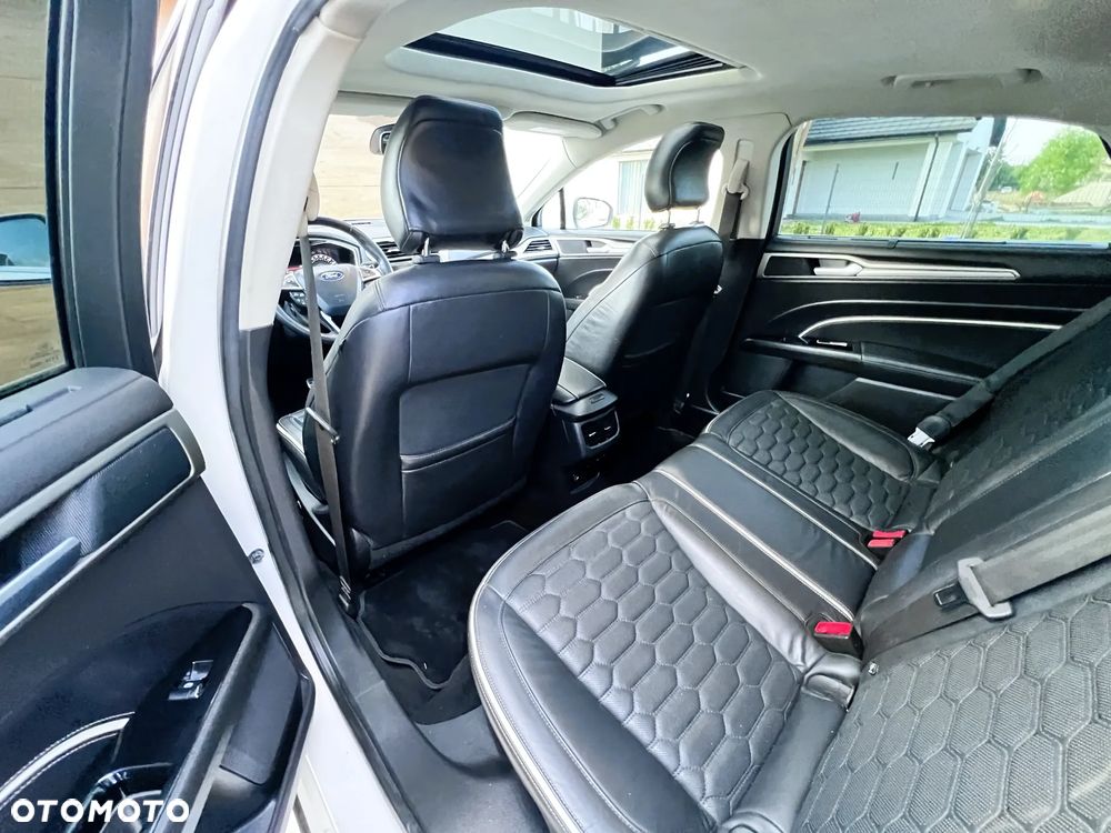 Ford Mondeo - 14