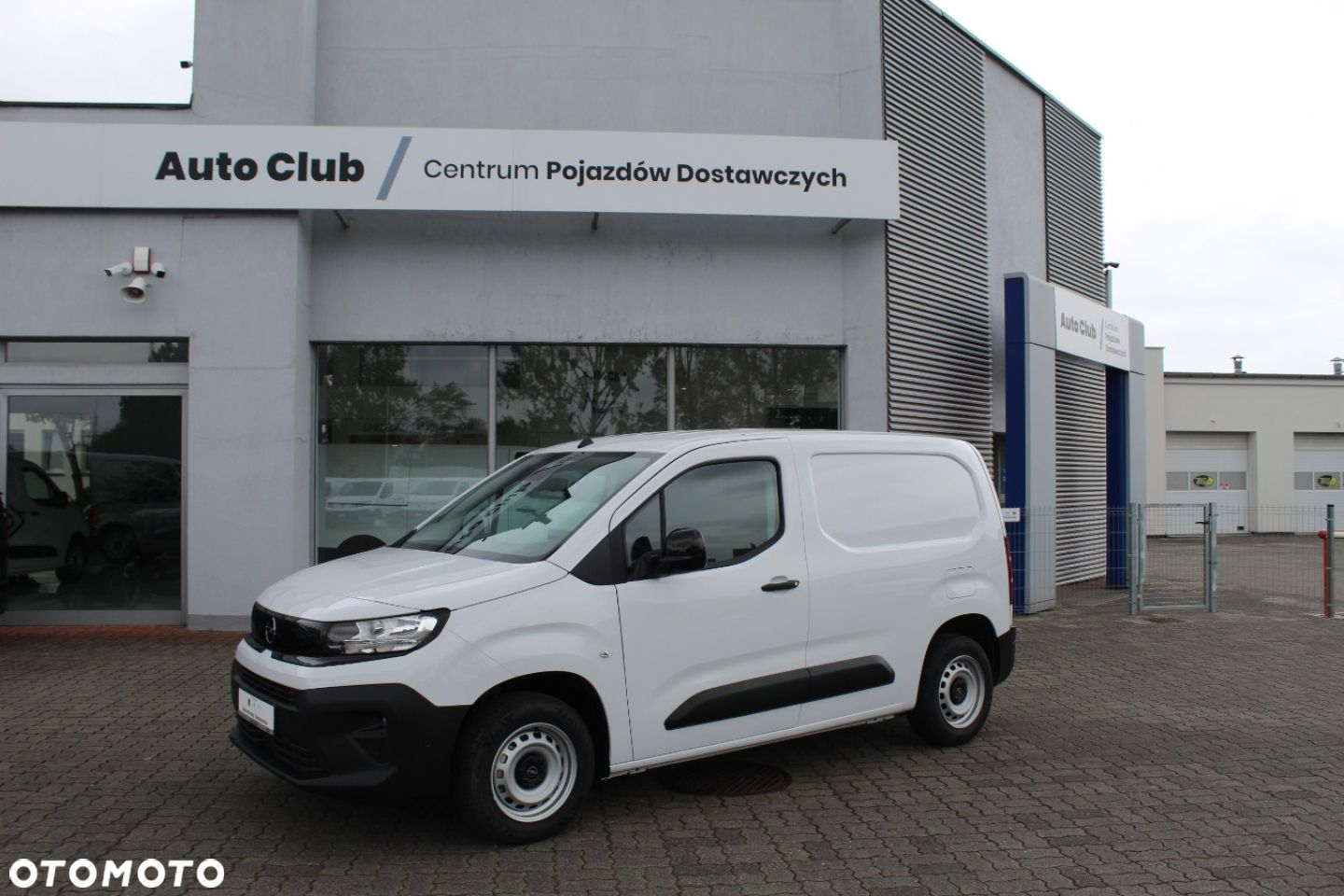 Opel COMBO - 3