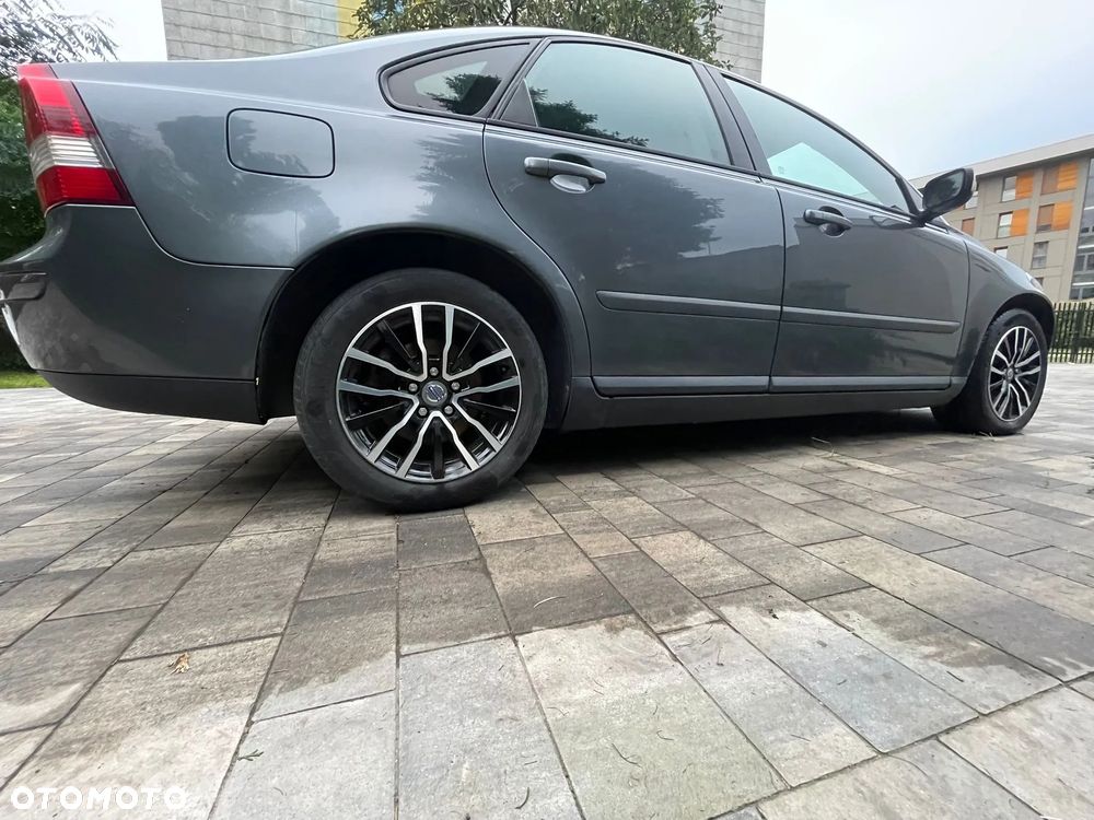 Volvo S40 2.0D Momentum - 5