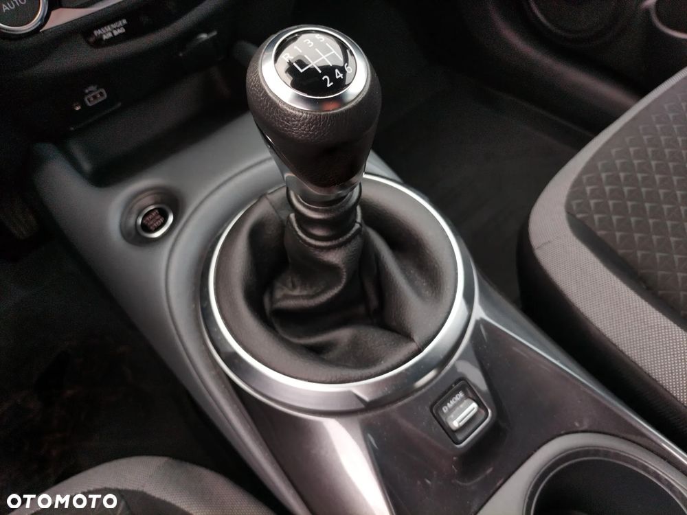 Nissan Juke 1.0 DIG-T N-Connecta - 18