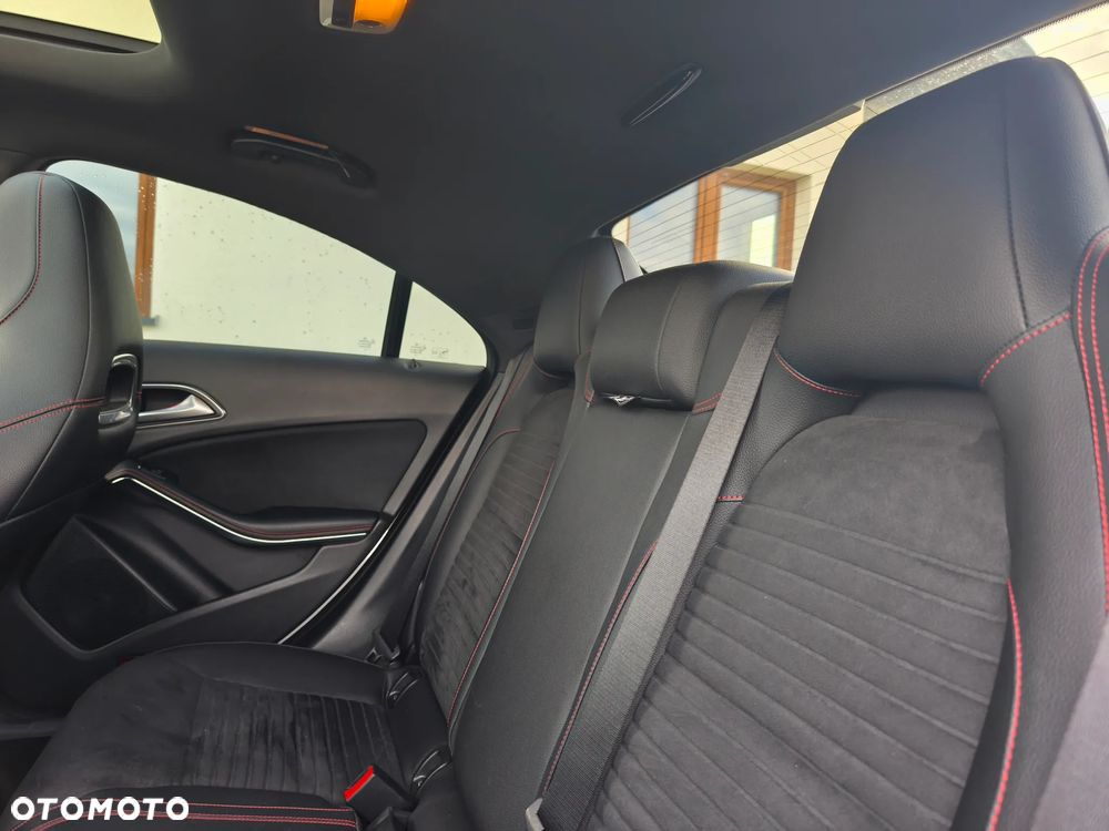 Mercedes-Benz CLA - 10