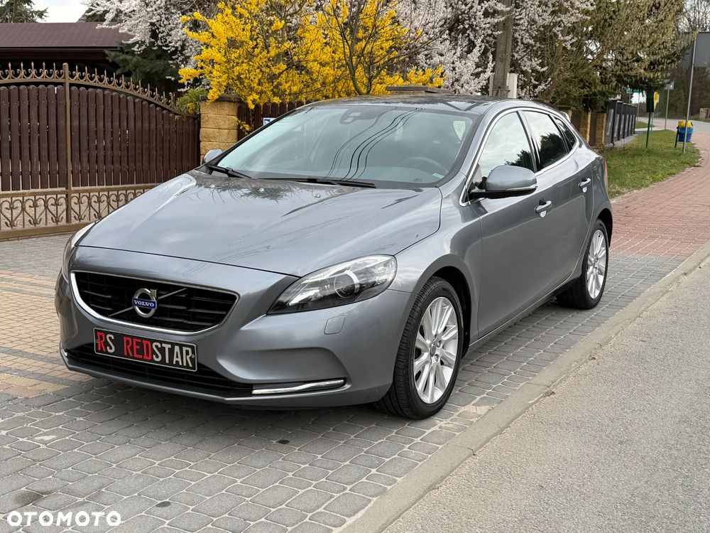 Volvo V40 D3 Summum - 14