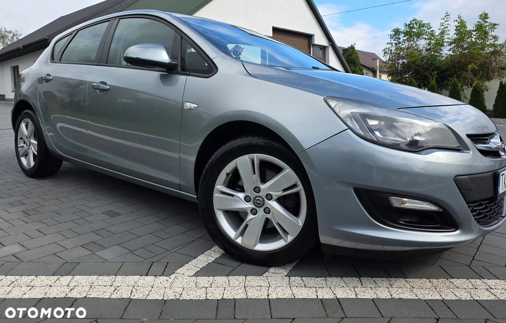 Opel Astra 1.7 CDTI DPF Design Edition - 3