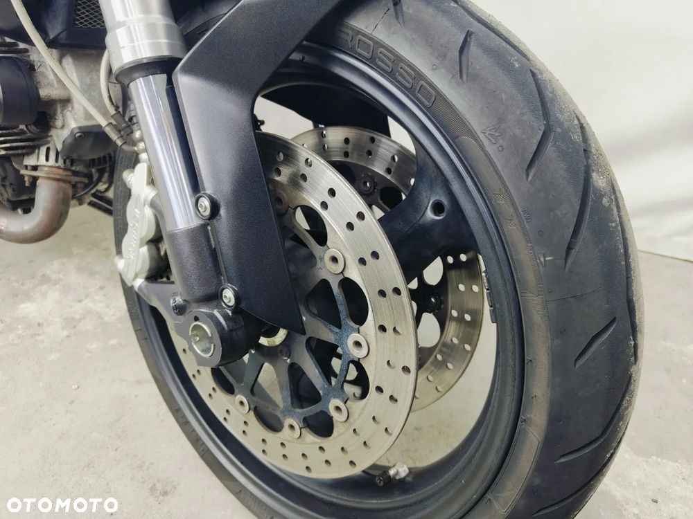 Ducati Monster - 4