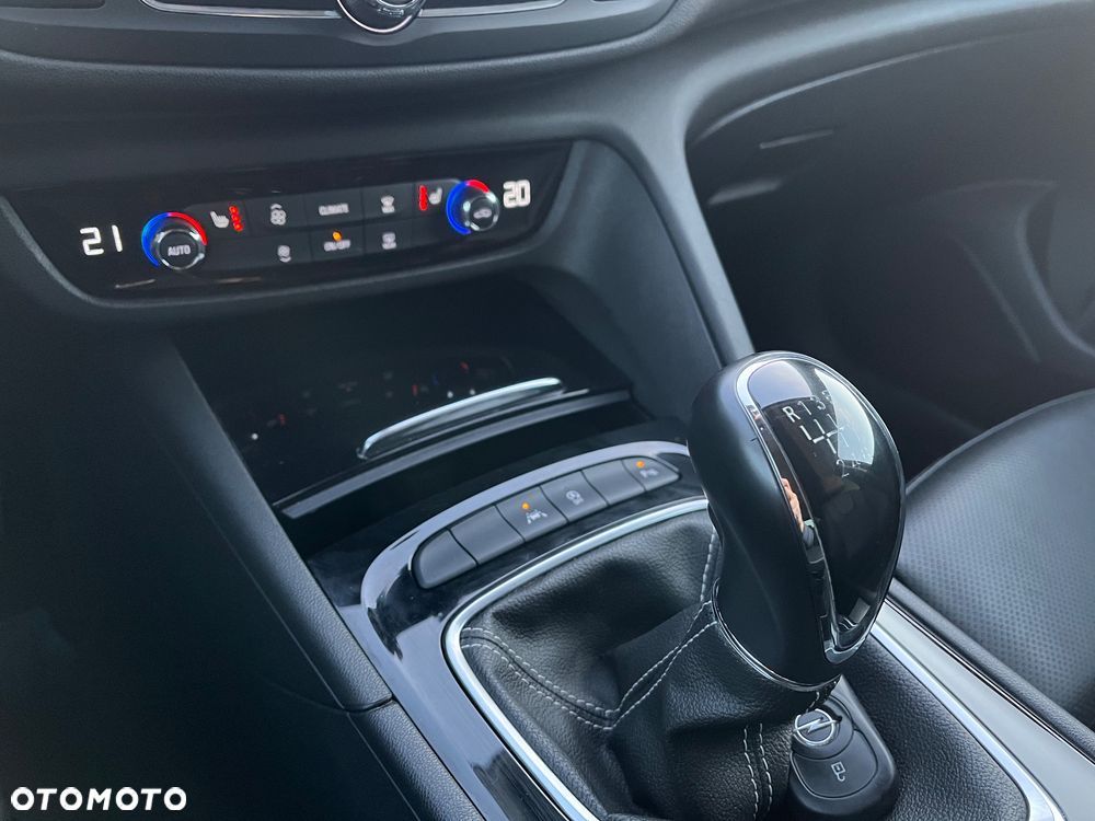 Opel Insignia 2.0 CDTI Elite S&S - 26