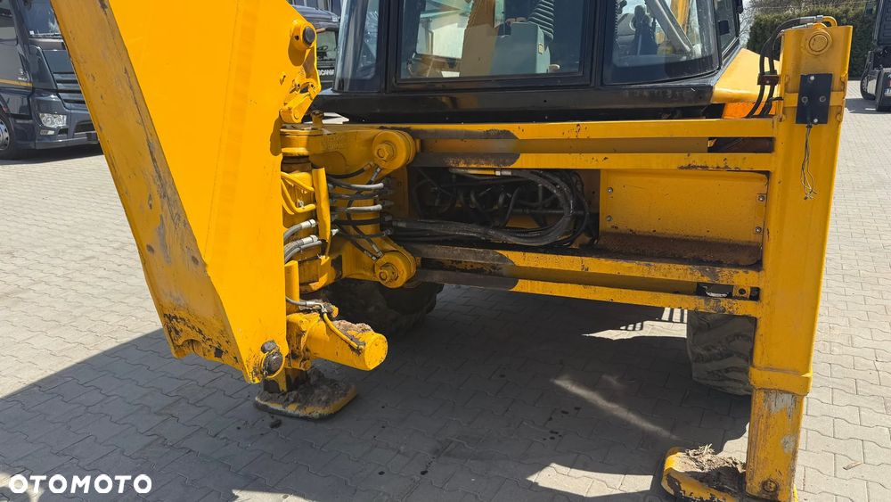JCB 4CX - 3