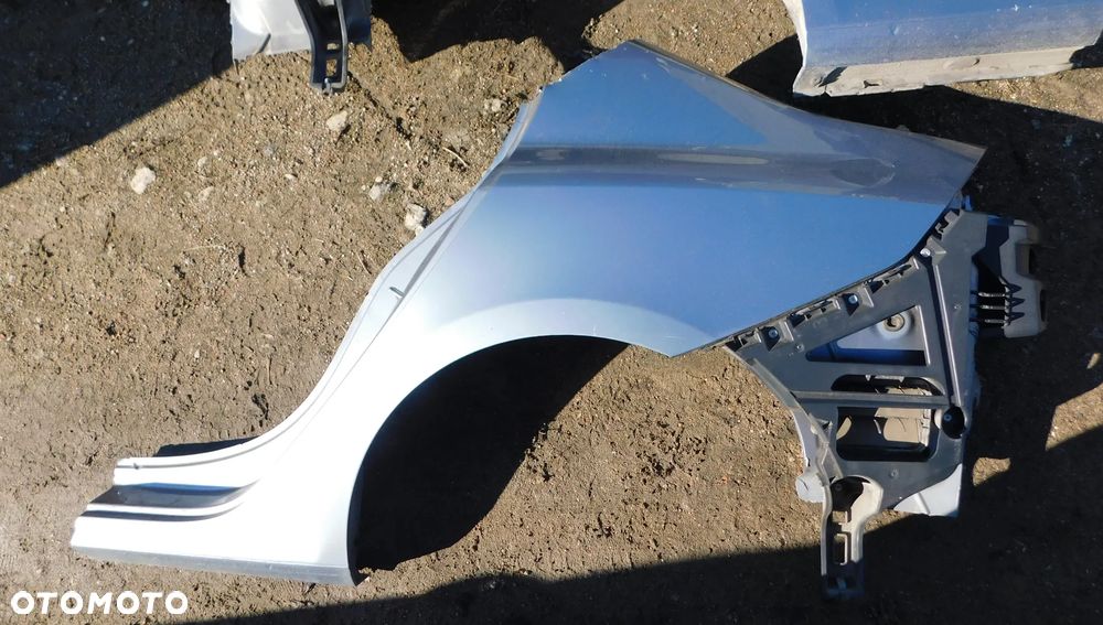 błotnik lewy prawy tył RENAULT LAGUNA III HB ćwiartka - 2