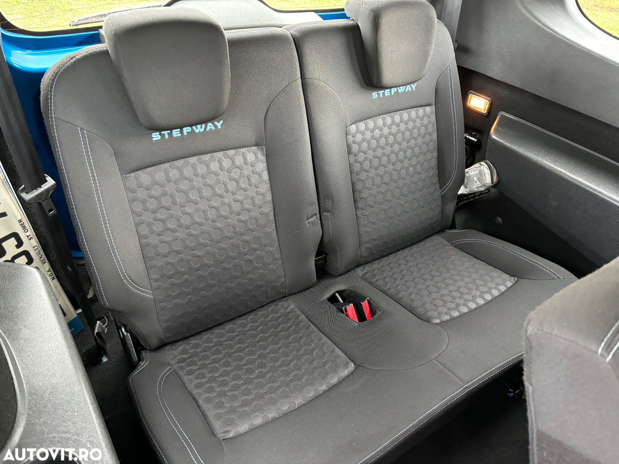 Dacia Lodgy 1.2 TCe Stepway - 19