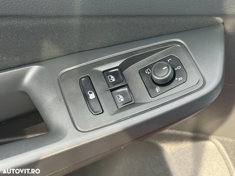 Ford transit-connect - 27