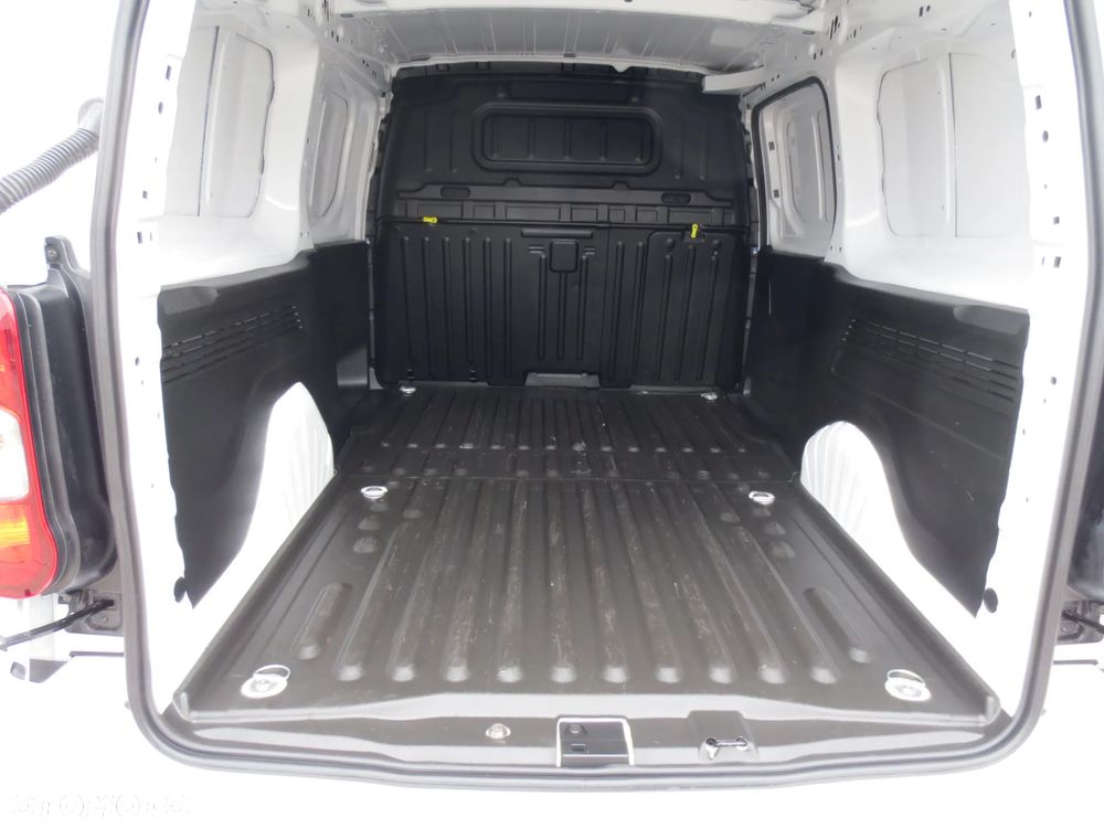 Peugeot PARTNER LONG ORYGINAŁ LAKIER i NISKI PRZEBIEG SALON PL. - 30