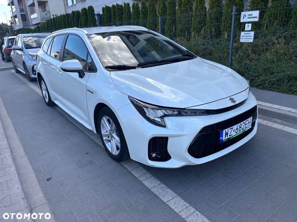 Suzuki Swace 1.8 Hybrid Premium Plus CVT - 11