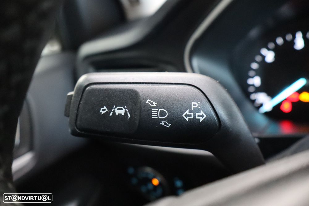 Ford Focus 1.5 EcoBlue S&S COOL&CONNECT DESIGN - 10