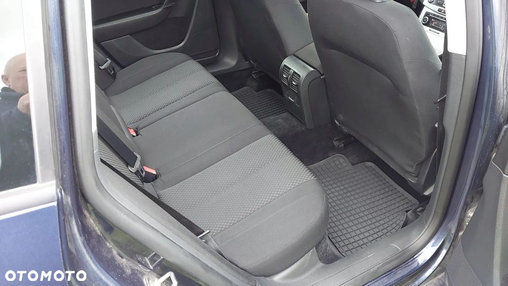 Volkswagen Passat 1.4 TSI BlueMotion Technology Highline - 11